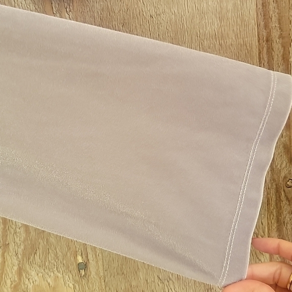 Urban Outfitters Marie Cinched Silver Velvet Top Size Small - Picture 4 of 7